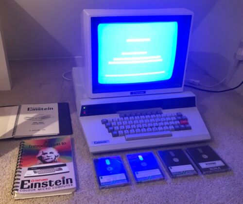 TATUNG-EINSTEIN-VINTAGE-MICRO-COMPUTER-LOVELY-CONDITION-PERFECT-WORKING-ORDER